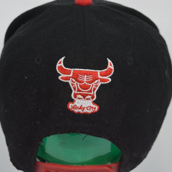 New Era Hardwood Classics Chicago Bulls Windy City NBA Licensed Snapback Hat - Picture 3 of 6